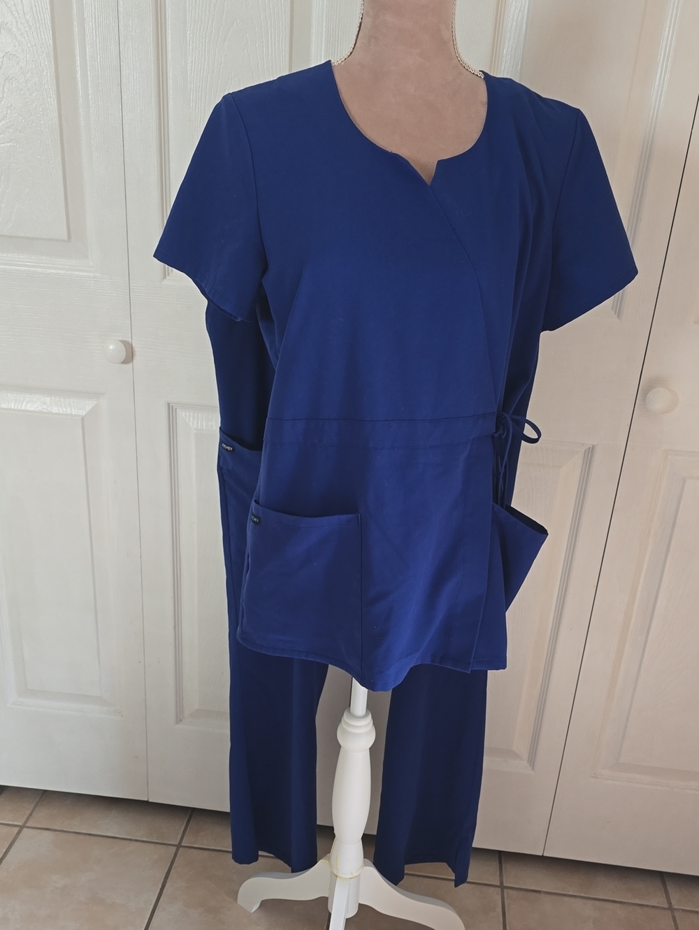 Jockey Royal Blue Scrubs Size Medium
